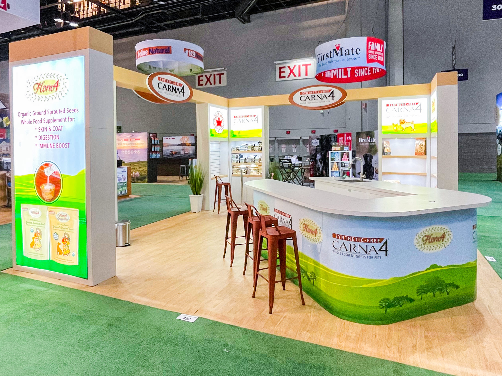 exhibiTeam - San Diego trade show display company specializing in custom design and build of high end island and inline trade show displays.